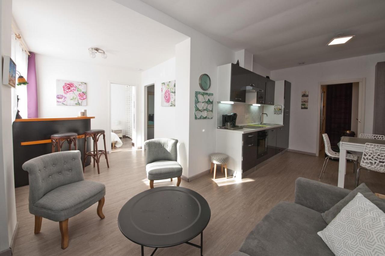 Gite 65 M2 200 M Gare T-G-V 400 M Centre-Ville Grand Parking 250 Places Gratuit Face Au Logement Arras Eksteriør billede